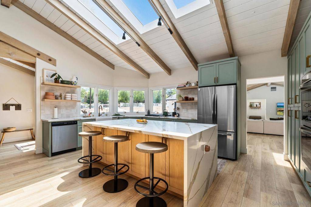 Poway, CA 92064,13953 Sagewood Dr
