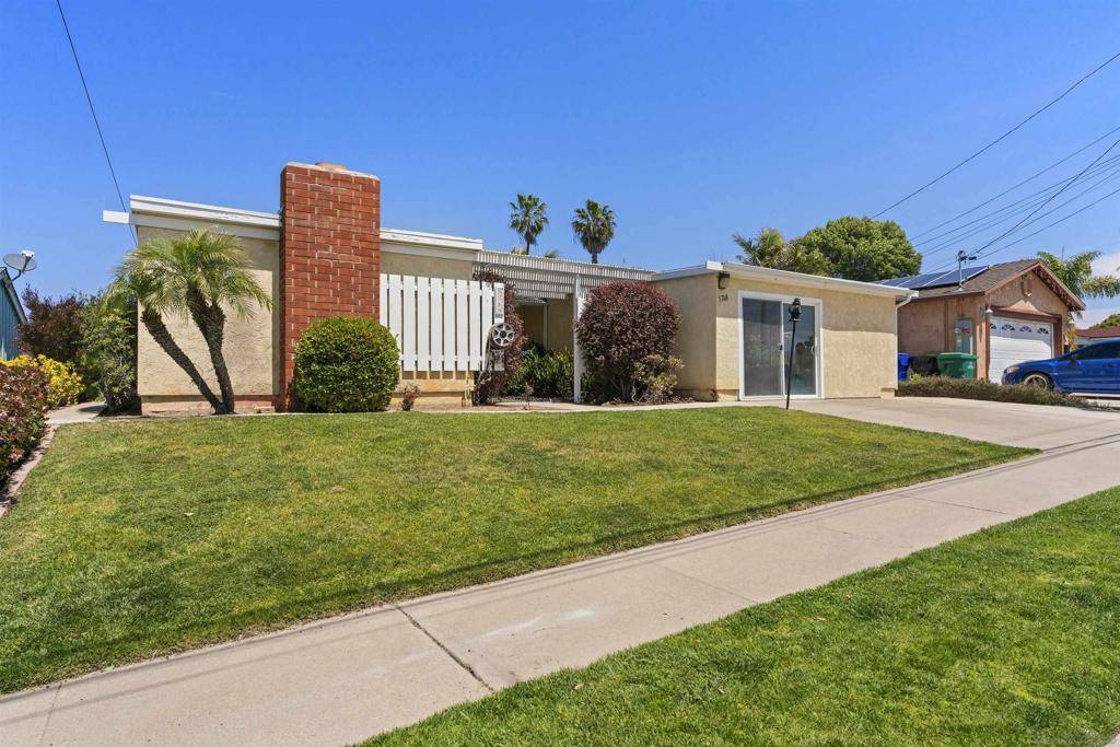 San Diego, CA 92117,5768 CAMBER DR