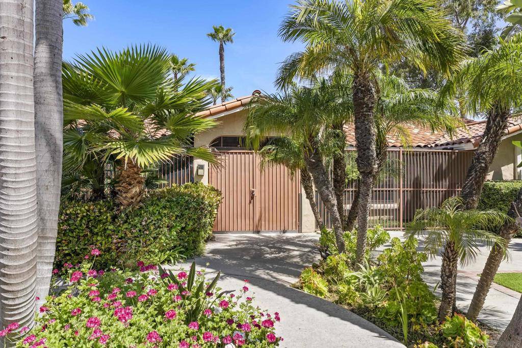 Rancho Santa Fe, CA 92067,6518 Monte Fuego