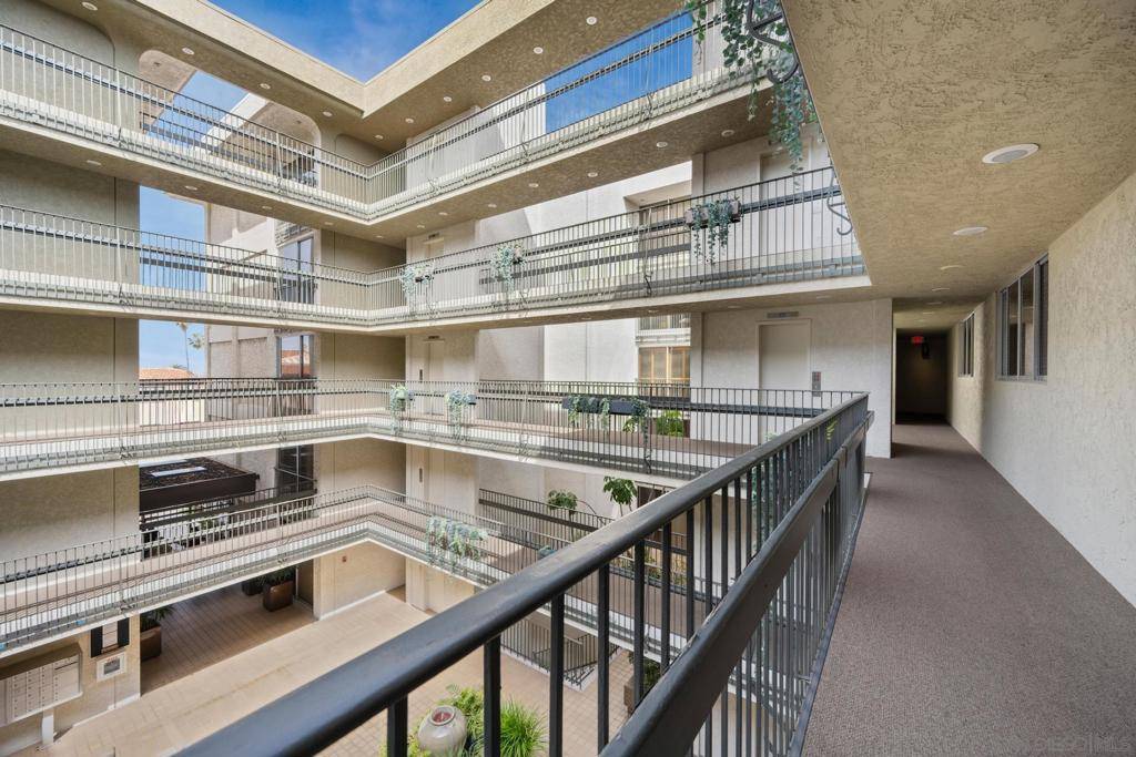 La Jolla, CA 92037,7811 Eads Ave #307