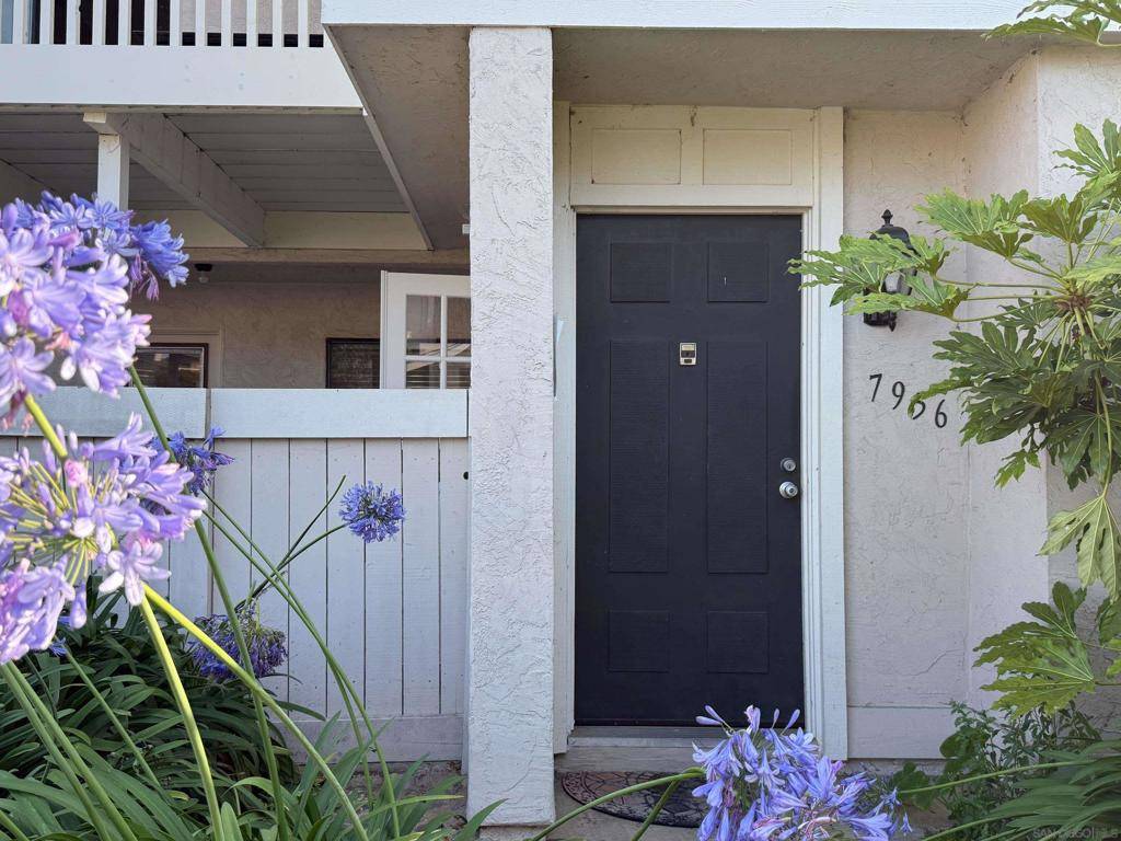 San Diego, CA 92122,7956 Playmor Ter
