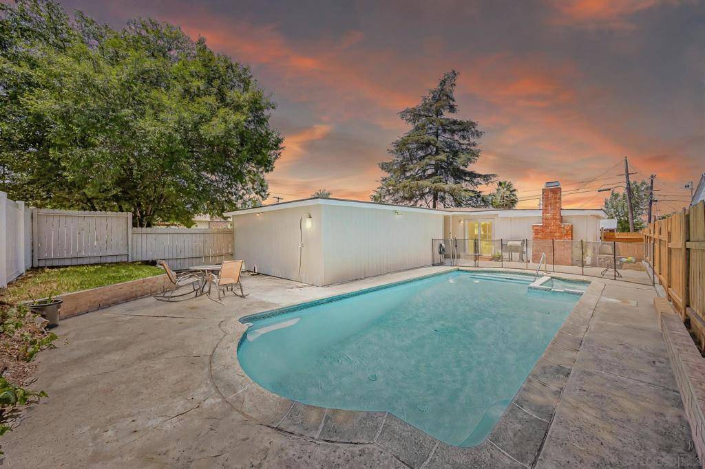 El Cajon, CA 92020,797 Laguna Ave