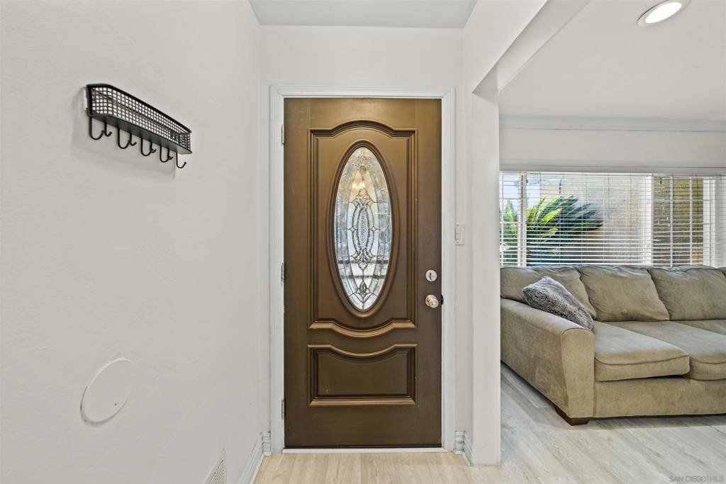 El Cajon, CA 92020,484 Gardner St