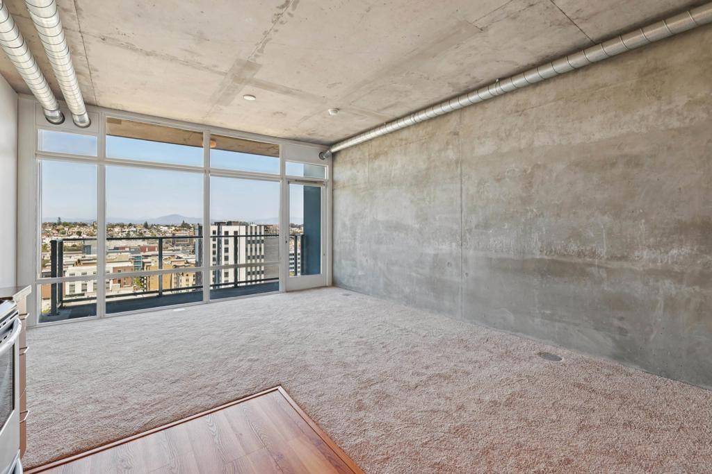 San Diego, CA 92101,1080 Park Blvd #1412