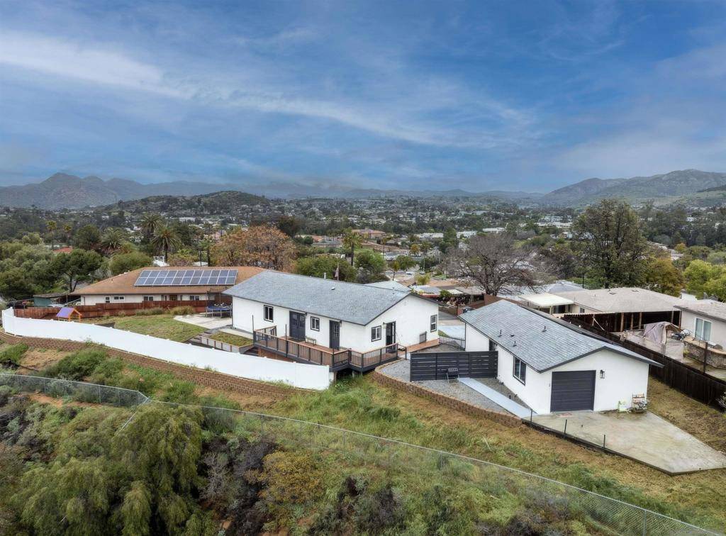 Lakeside, CA 92040,13210 Medallion Ln