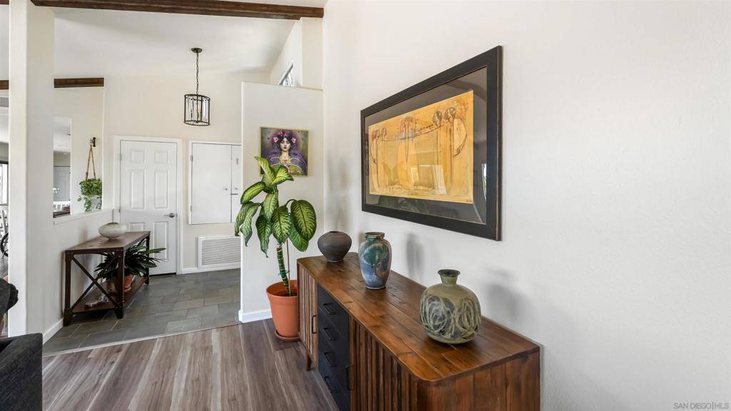 Bonsall, CA 92003,5880 Redondo Dr