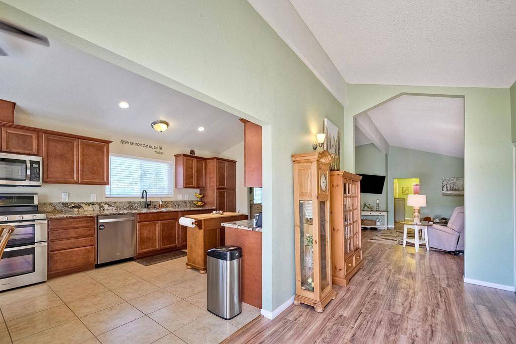 El Cajon, CA 92021,15935 Spring Oaks Road #172