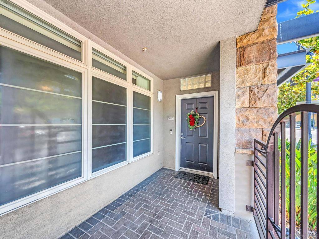 San Diego, CA 92101,1480 Broadway #2101