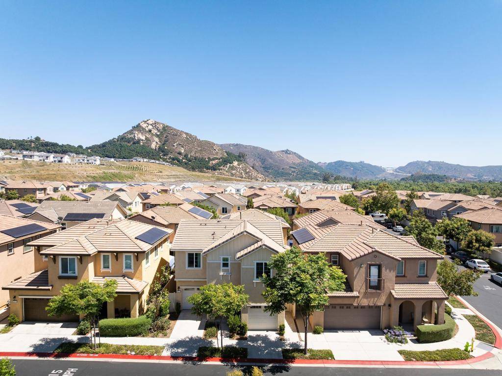 Fallbrook, CA 92028,211 Spotted Saddle Way