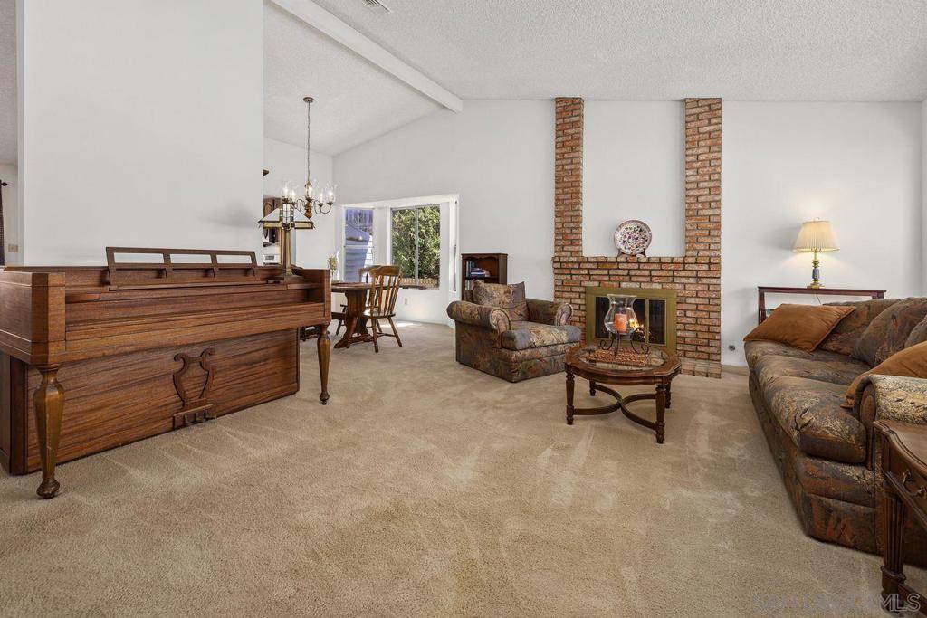 El Cajon, CA 92019,2113 Jarama Ct