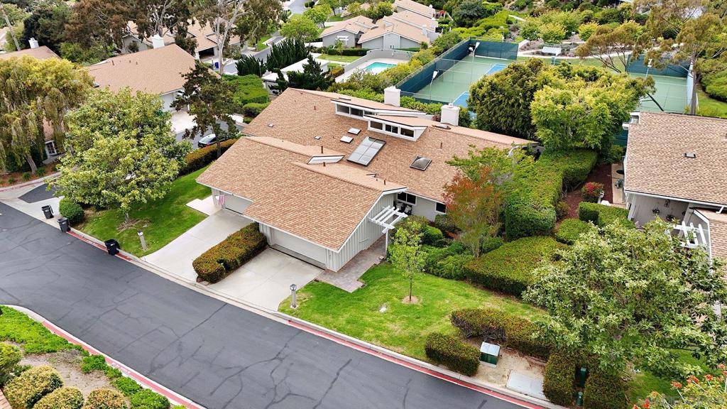 La Jolla, CA 92037,2162 Caminito Circulo Sur