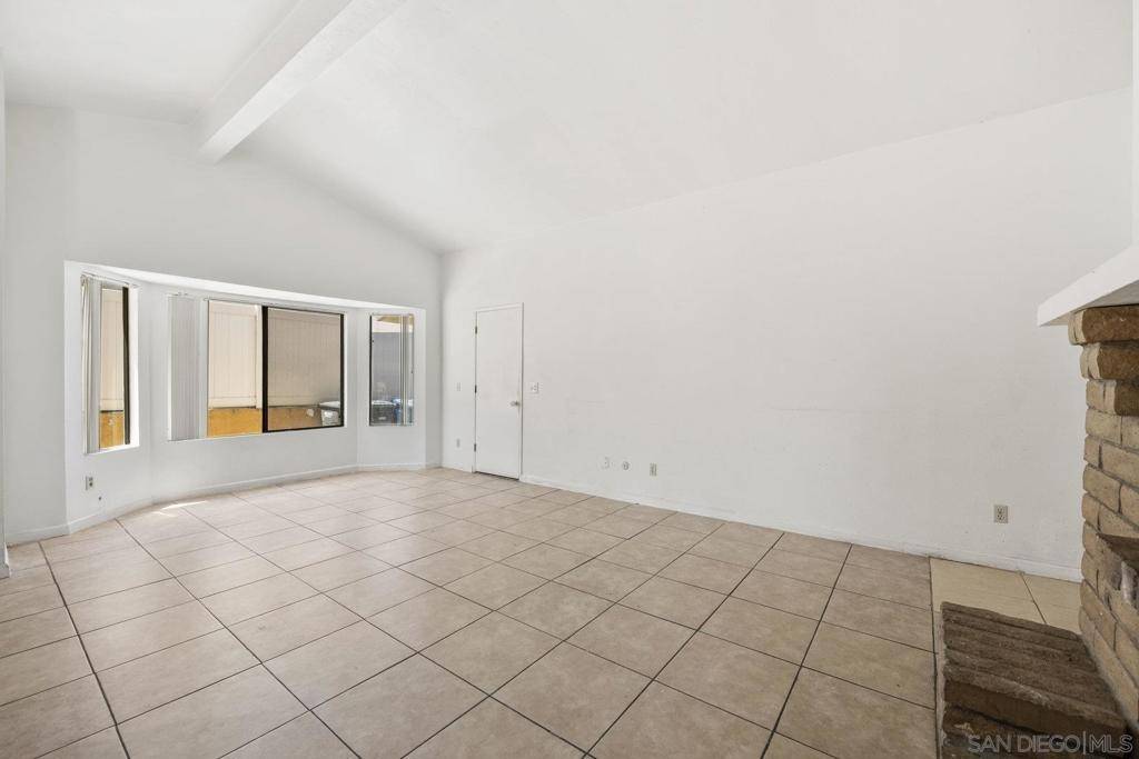 Escondido, CA 92026,2070 Caraway St
