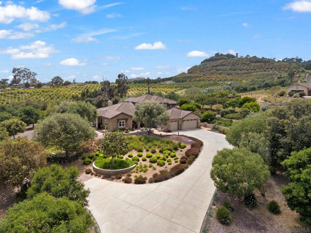 Fallbrook, CA 92028,332 Lemonwood Dr