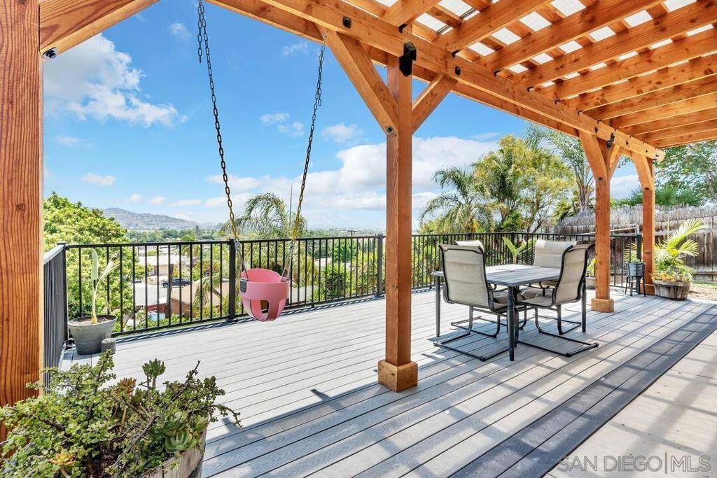 Santee, CA 92071,9613 E Hartland Cir