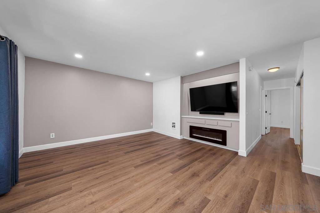 San Diego, CA 92110,4235 Asher St. #61