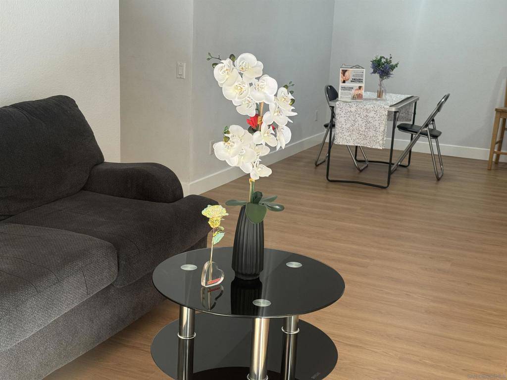 San Diego, CA 92115,6333 College Grove Way #11102