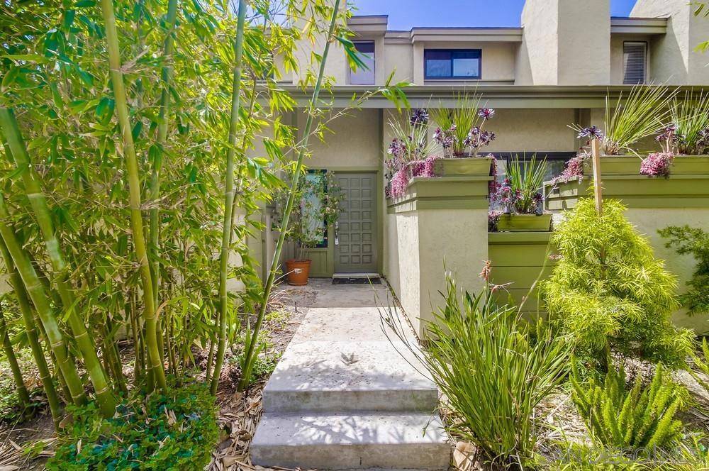 La Jolla, CA 92037,3319 Caminito Eastbluff #181