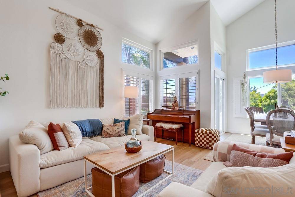 Santee, CA 92071,8581 Paseo Del Sol