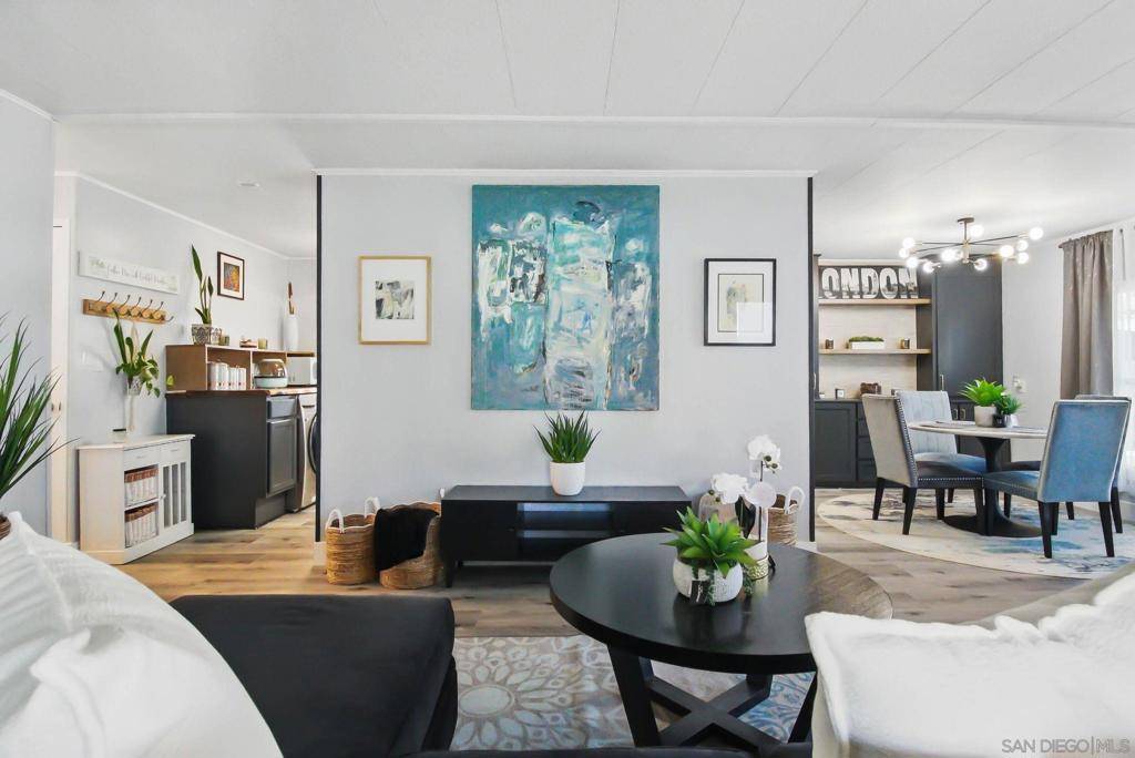 525 W El Norte ##126 Escondido, CA 92026