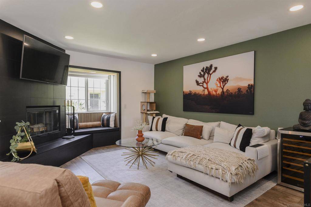 San Diego, CA 92104,2095 Haller St