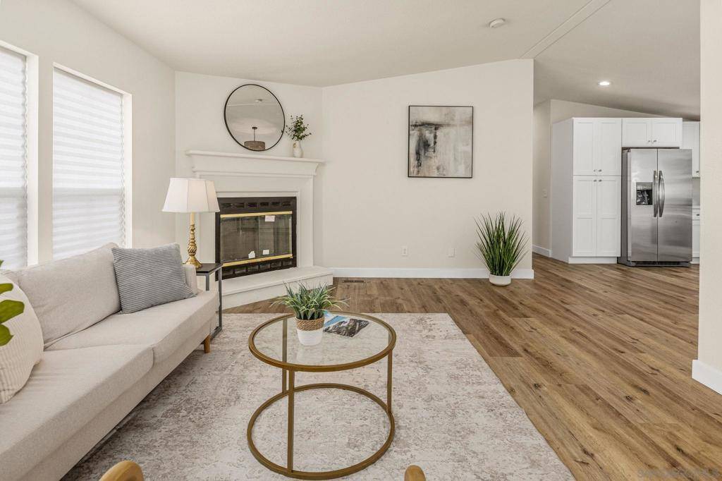 Escondido, CA 92029,1301 S Hale Ave #4