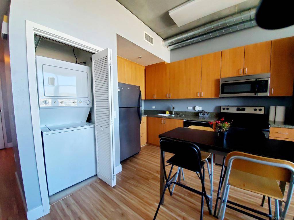 San Diego, CA 92101,1080 Park Blvd #1612