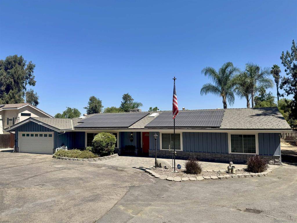 El Cajon, CA 92019,1658 Bartram Way