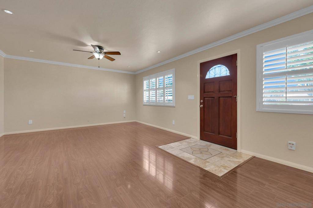 Santee, CA 92071,9861 Mission Greens Ct #1