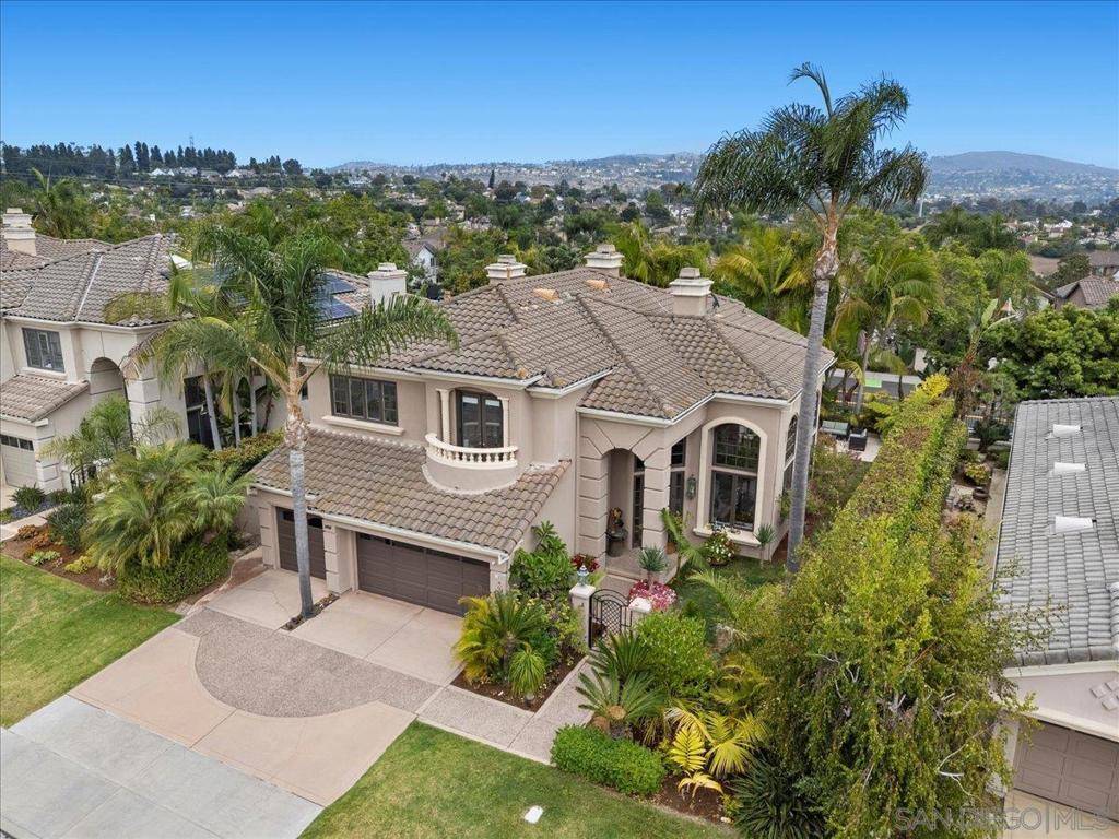 Carlsbad, CA 92011,7166 Tern Place