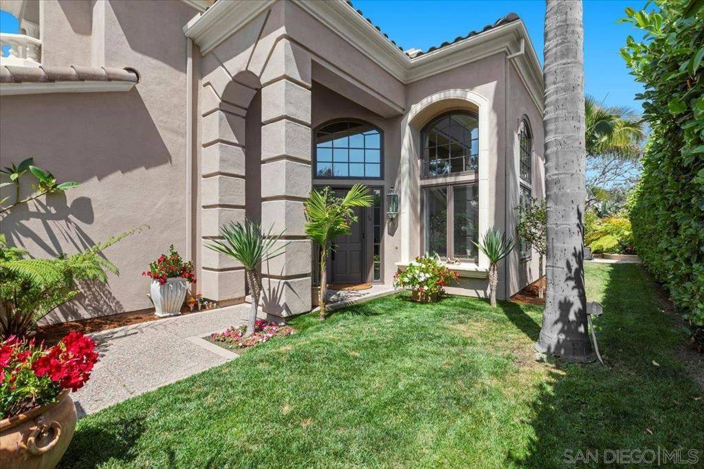 Carlsbad, CA 92011,7166 Tern Place