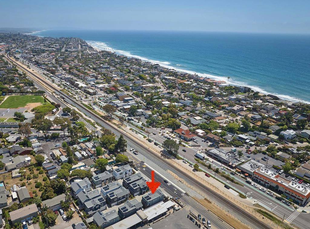Encinitas, CA 92024,571 N Vulcan Ave