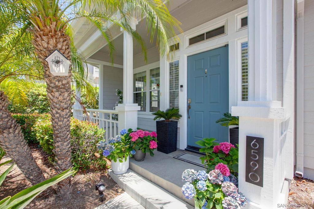 Carlsbad, CA 92011,6590 Daylily Dr