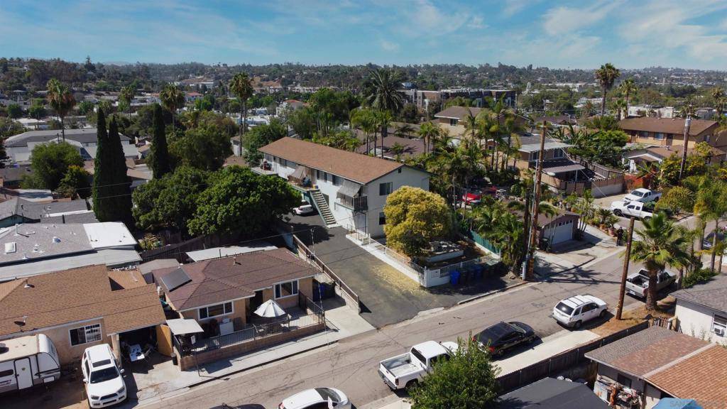 Vista, CA 92084,327 31 E Orange St