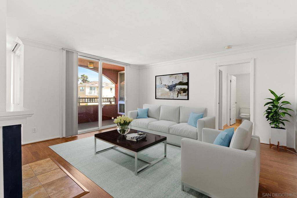 San Diego, CA 92109,860 Turquoise Street #227