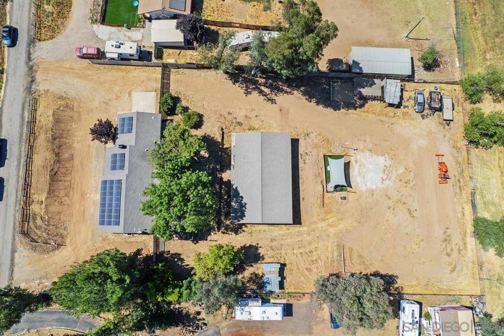 Ramona, CA 92065,355 Amigos Rd