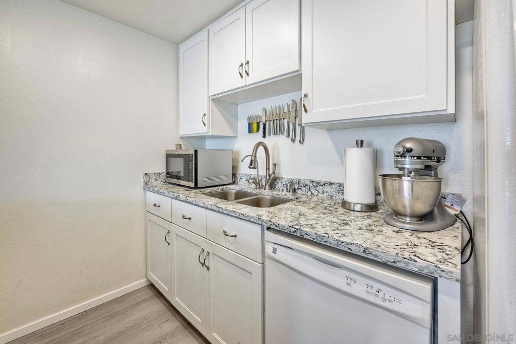 La Mesa, CA 91942,7178 Melody Ln
