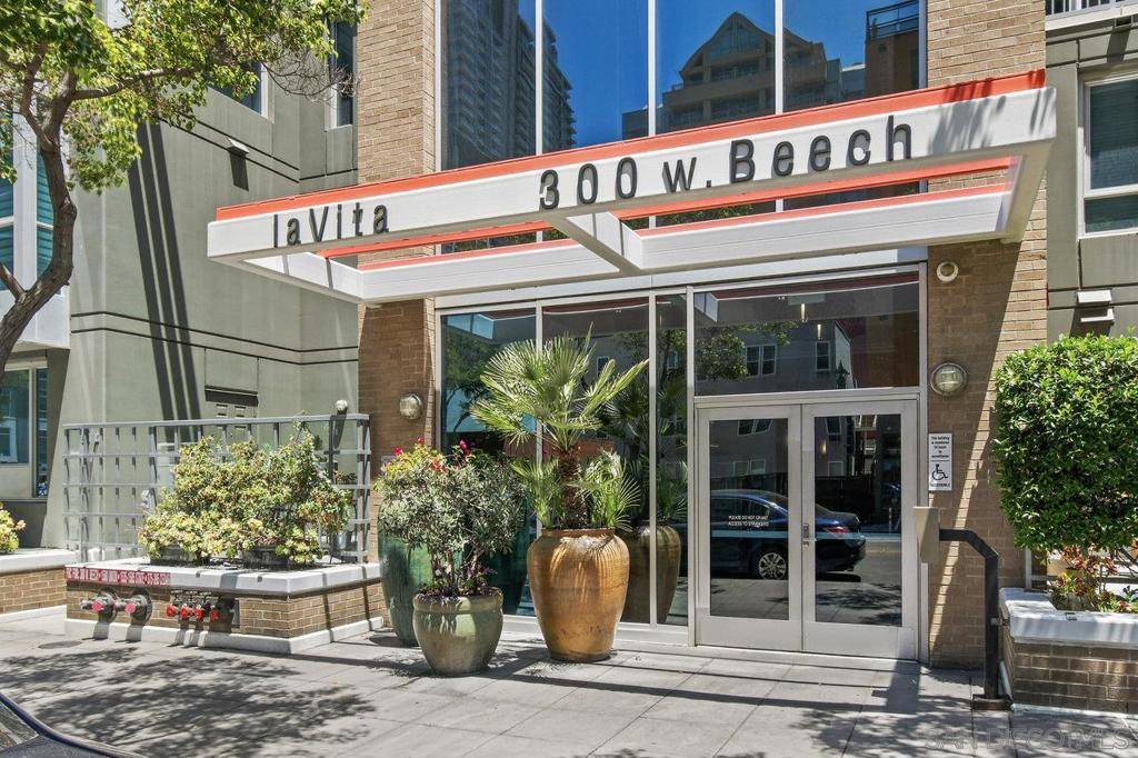 San Diego, CA 92101,300 W Beech St #1909