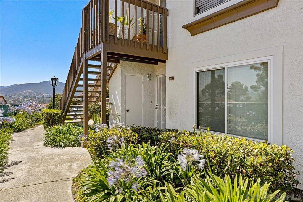 San Marcos, CA 92078,868 S Rancho Santa Fe #A