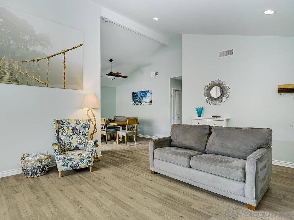 Oceanside, CA 92058,3414 Apricot Tree Way
