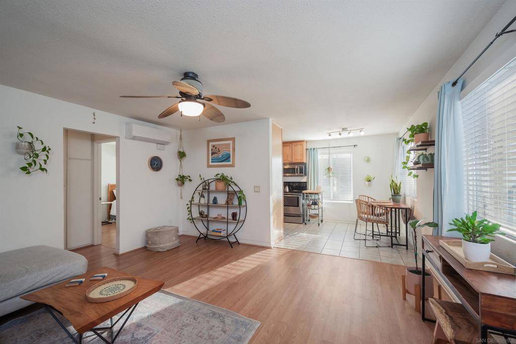 San Diego, CA 92107,5130 Long Branch Ave #A