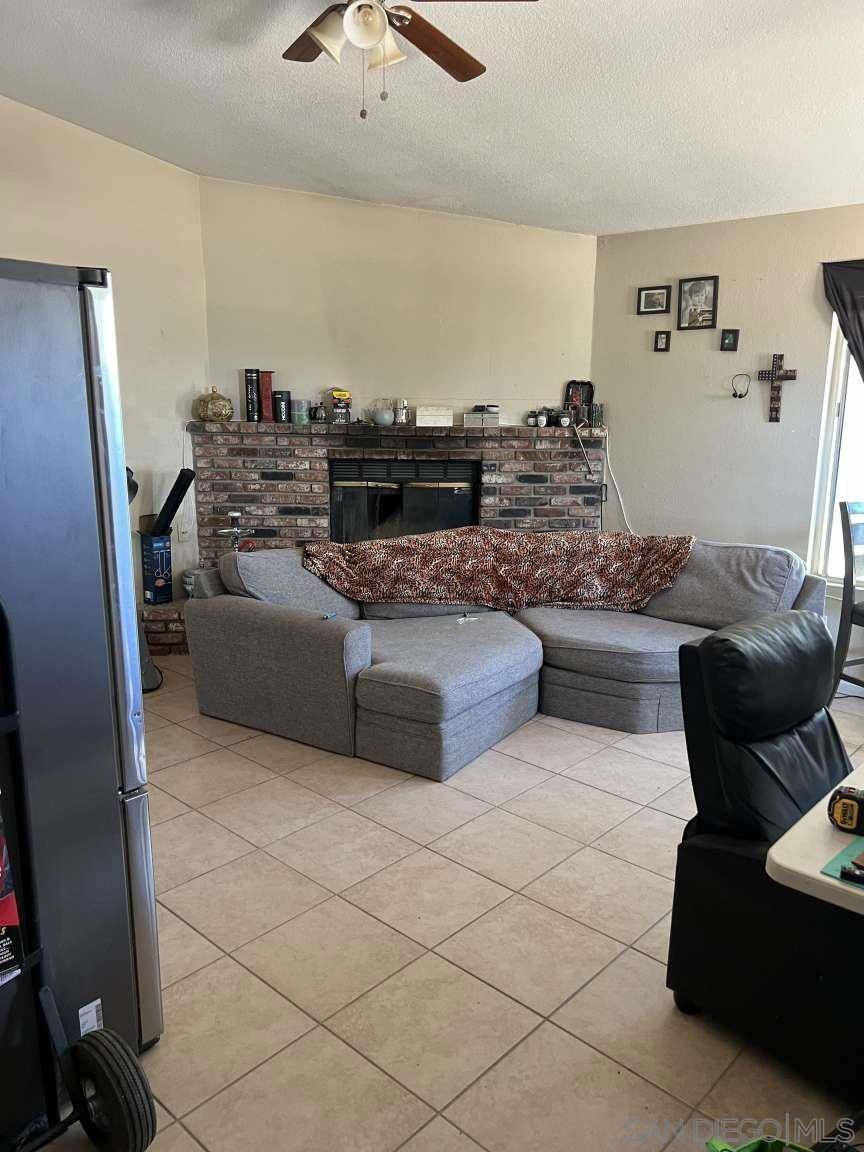 Apple Valley, CA 92308,12850 Lakota Rd