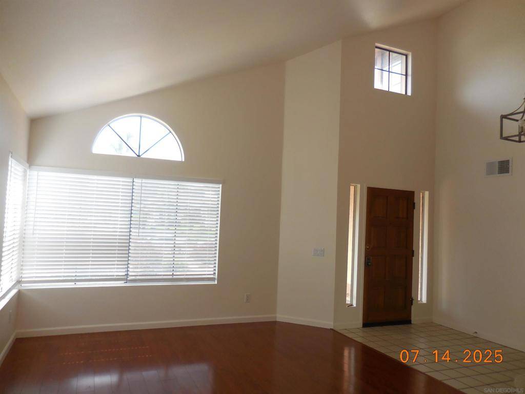 San Diego, CA 92129,9151 Emden