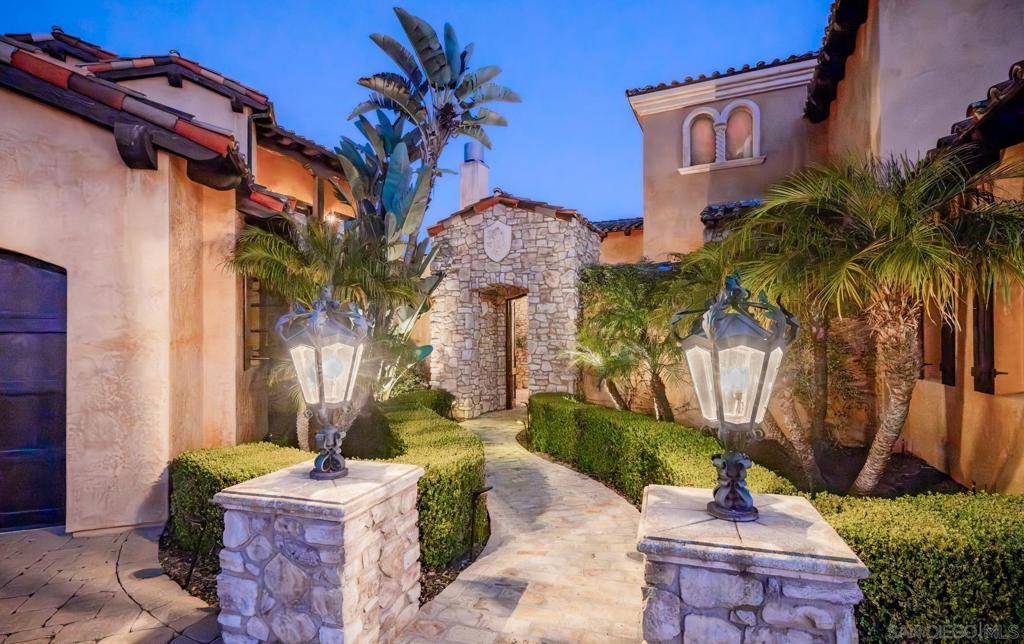 Rancho Santa Fe, CA 92067,18113 El Brazo