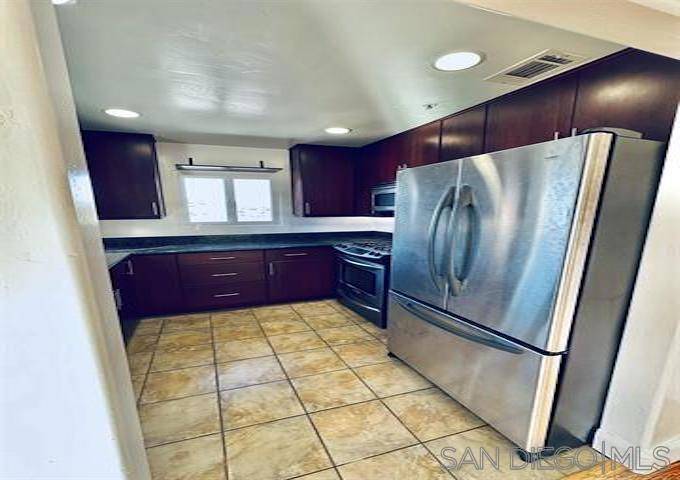 San Diego, CA 92102,1150 21st St, unit 25