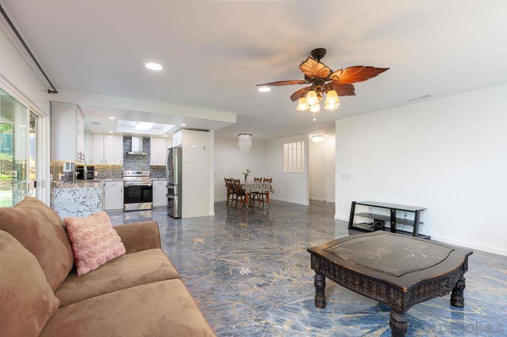 Lakeside, CA 92040,12274 Gay Rio Dr
