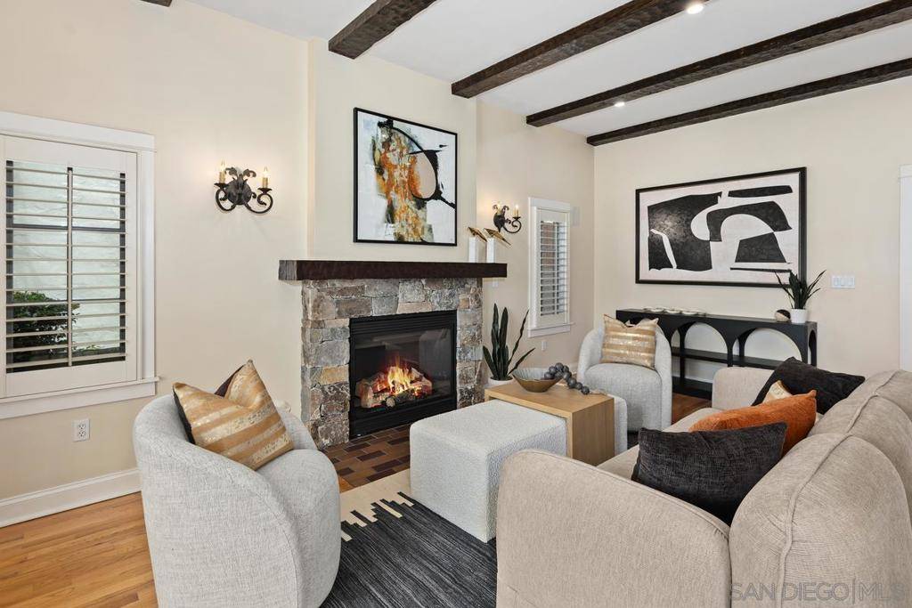 Coronado, CA 92118,755 F Ave