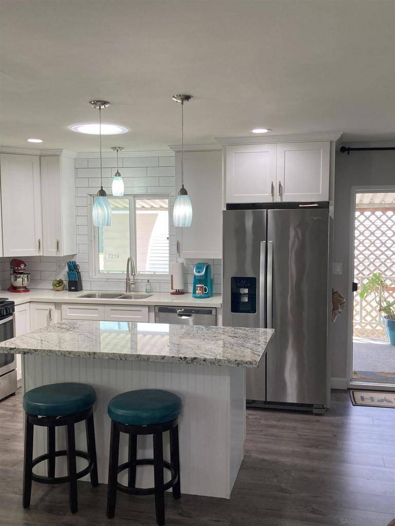 Carlsbad, CA 92011,7217 San Luis St #173