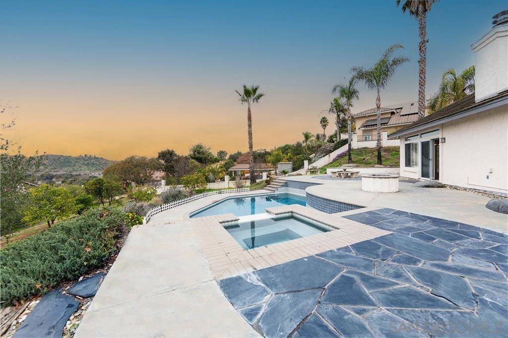 Escondido, CA 92029,1365 Oak View Way