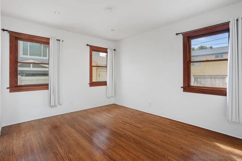 Oceanside, CA 92054,1911 S Tremont