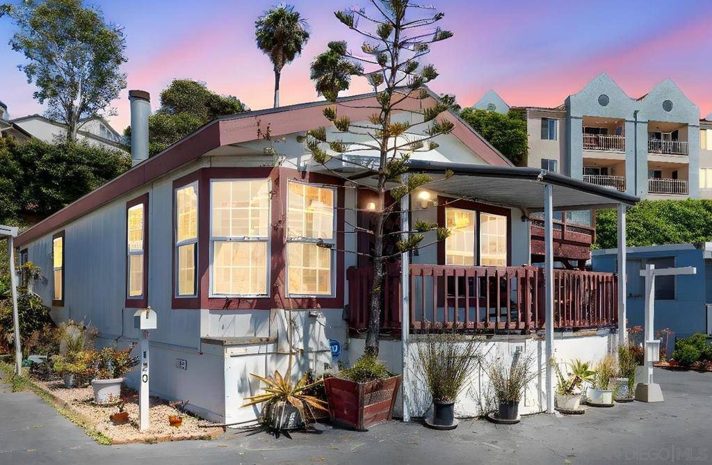 Oceanside, CA 92054,120 Sherri Ln